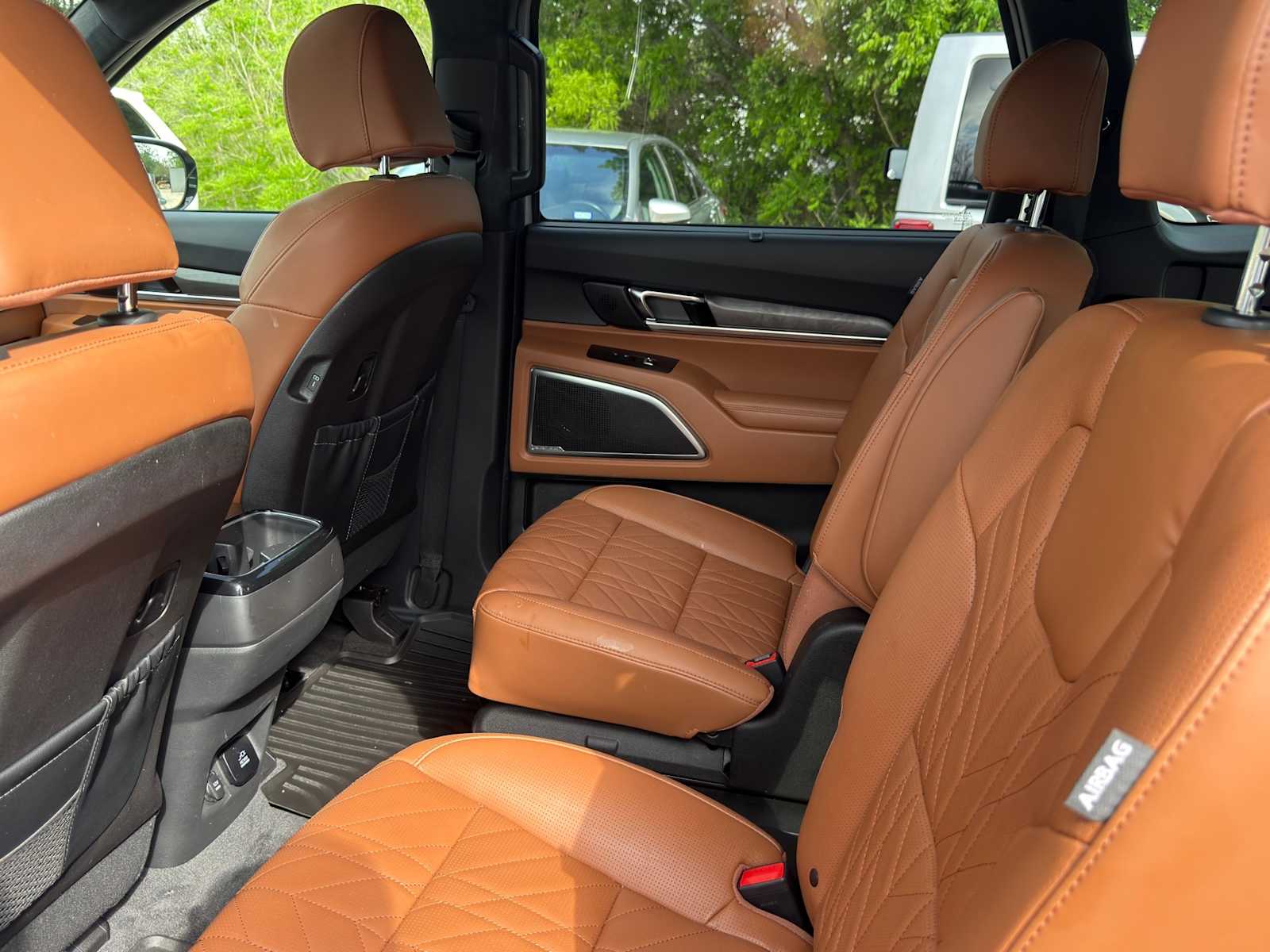 Thumbnail: 2024 Kia Telluride - 29