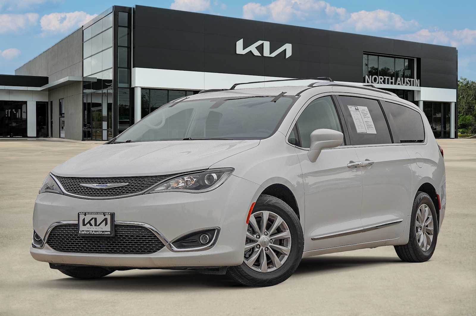 2018 Chrysler Pacifica Touring L -
                  Austin, TX