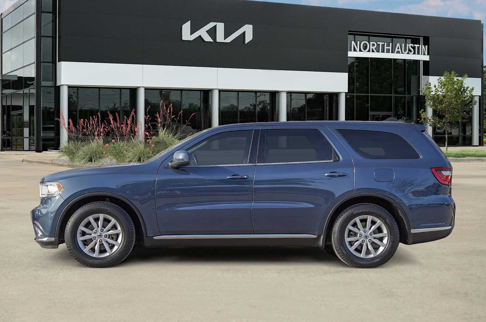 Thumbnail: 2020 Dodge Durango - 4