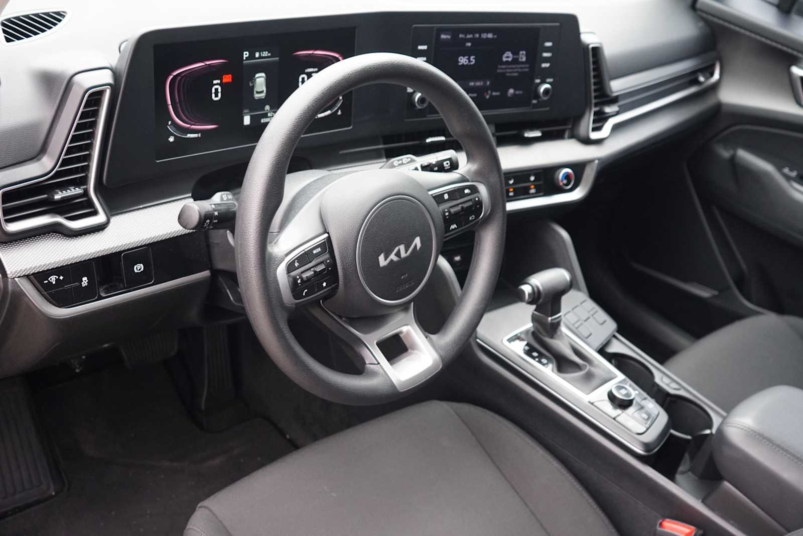Thumbnail: 2023 Kia Sportage - 7