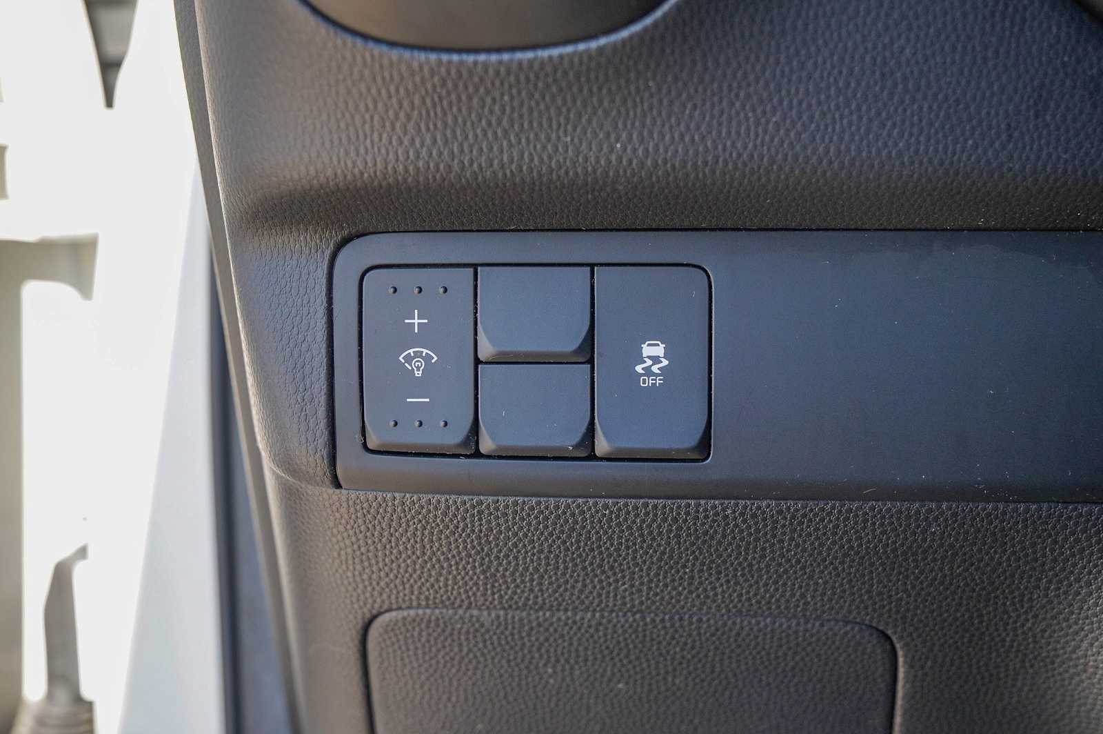 Thumbnail: 2014 Kia Soul - 21