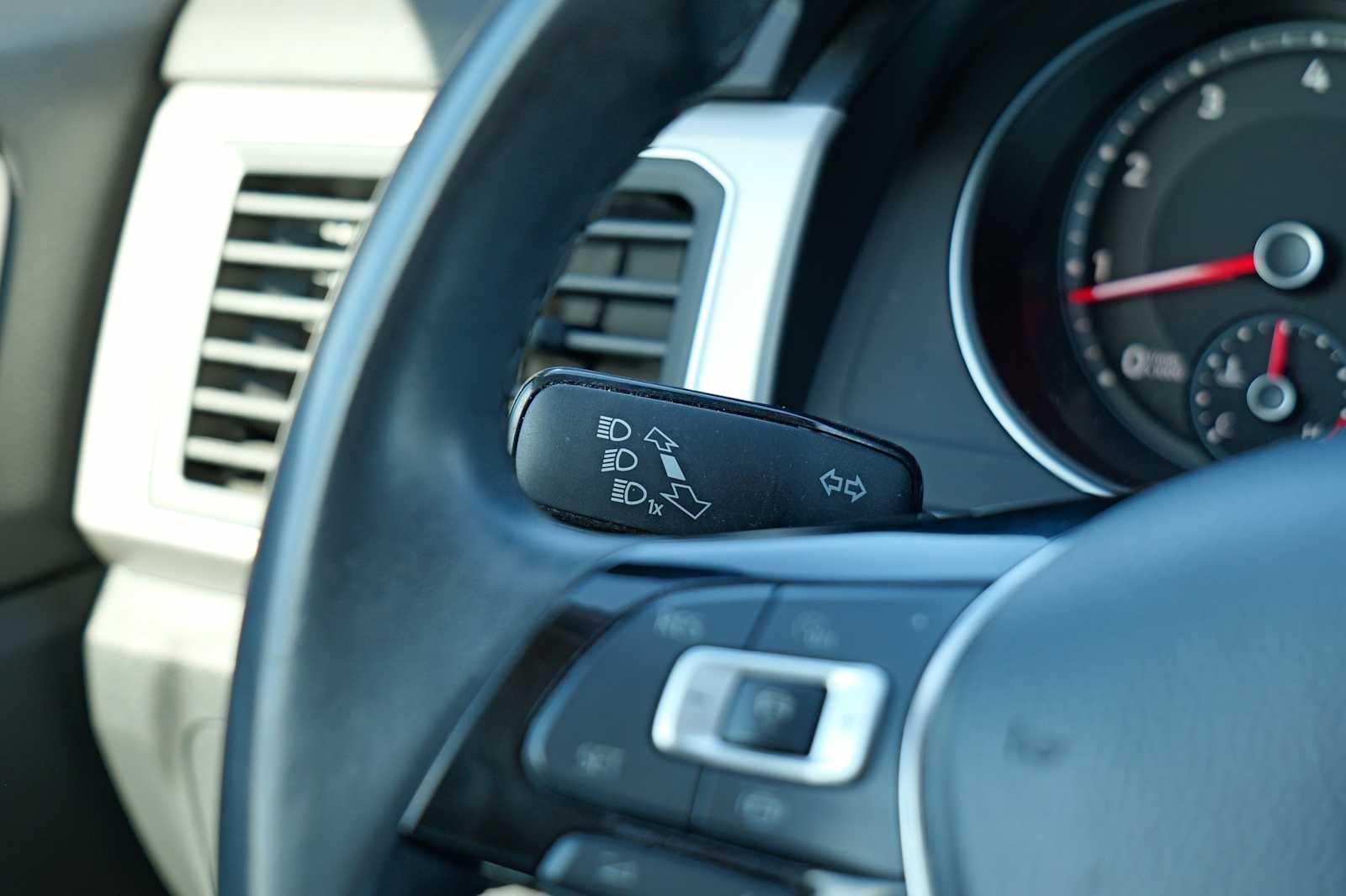 Thumbnail: 2019 Volkswagen Atlas - 18