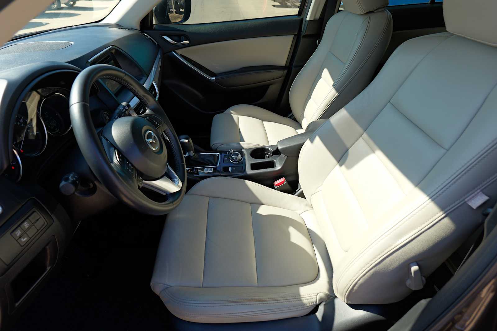 Thumbnail: 2016 Mazda CX-5 - 10