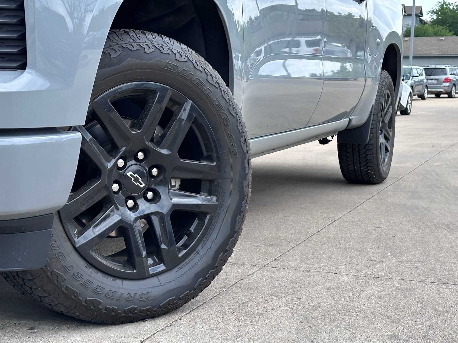 Thumbnail: 2025 Chevrolet Silverado 1500 - 2