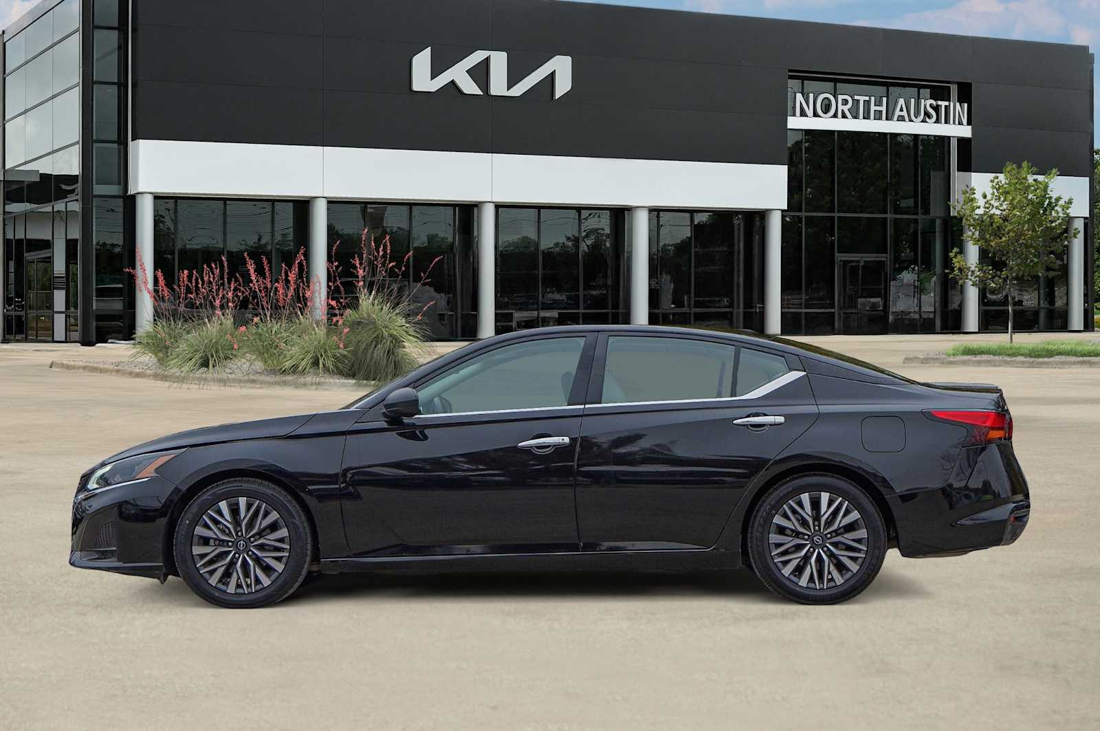 Thumbnail: 2024 Nissan Altima - 4