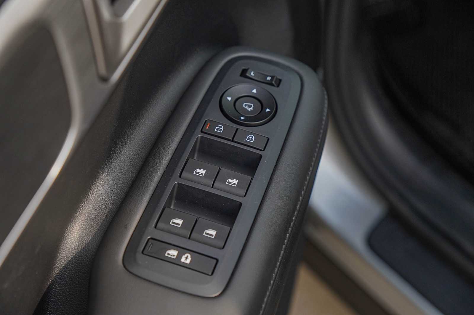 Thumbnail: 2025 Hyundai Santa Fe - 23