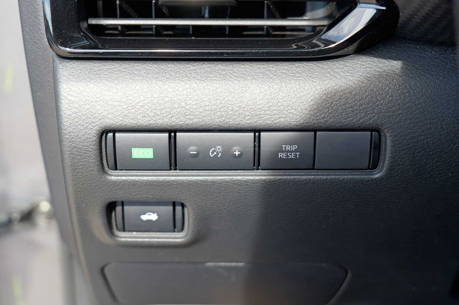 Thumbnail: 2022 Nissan Sentra - 20