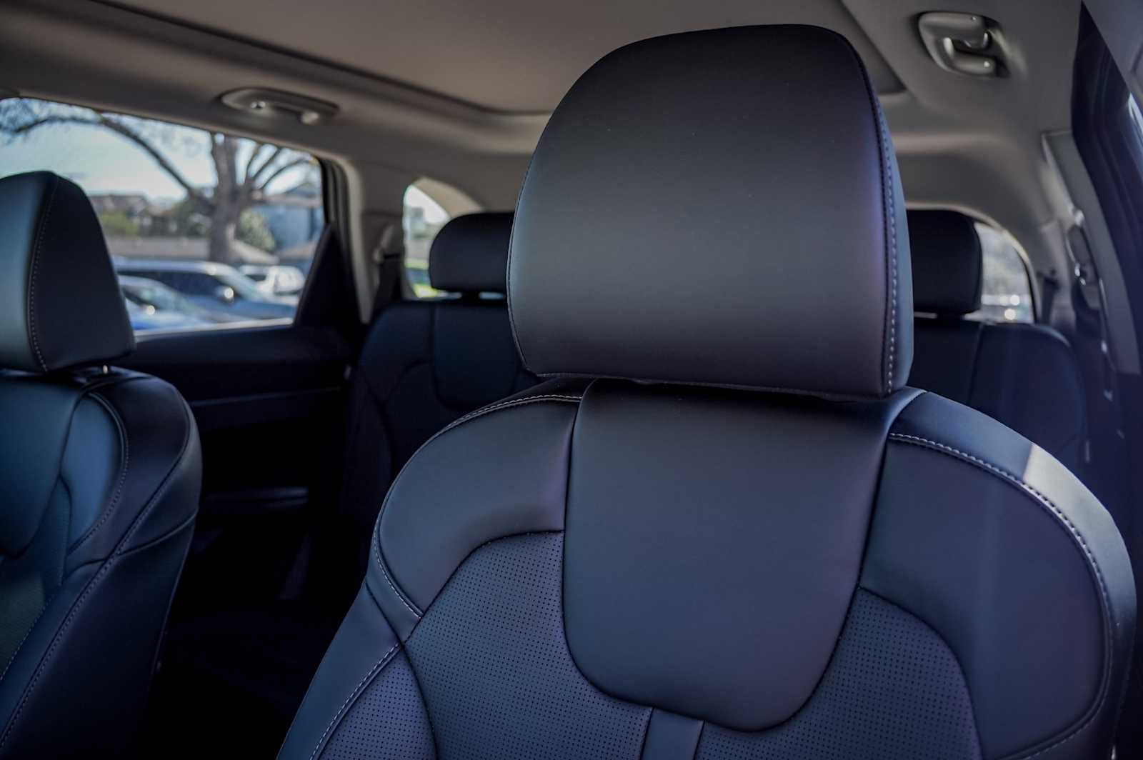 Thumbnail: 2025 Kia Sorento - 11