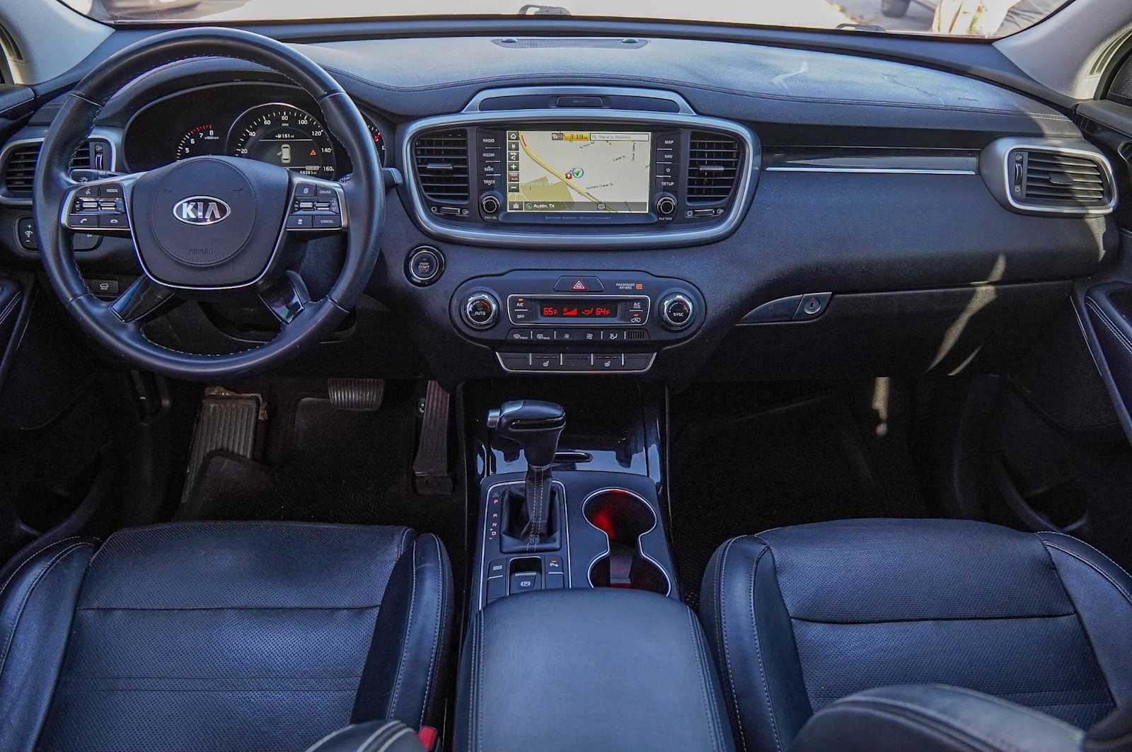 Thumbnail: 2019 Kia Sorento - 24