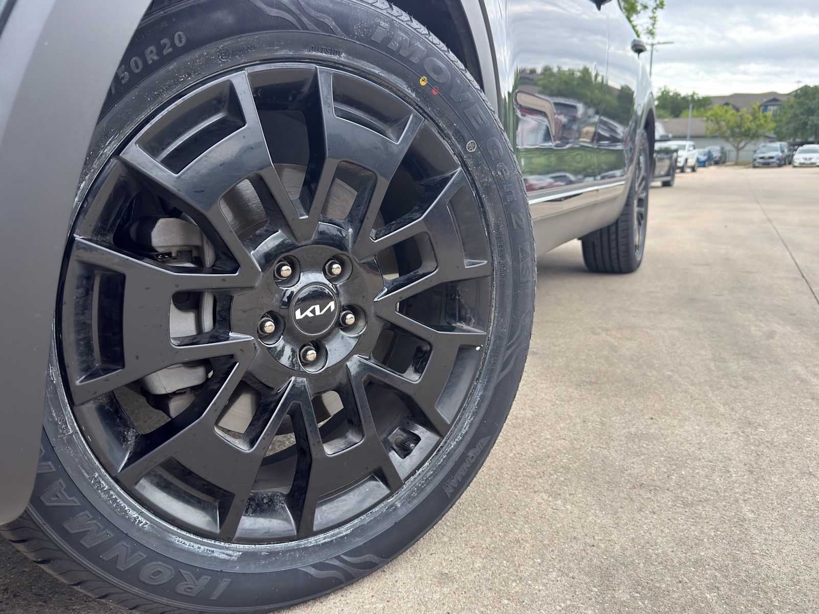 Thumbnail: 2022 Kia Telluride - 5