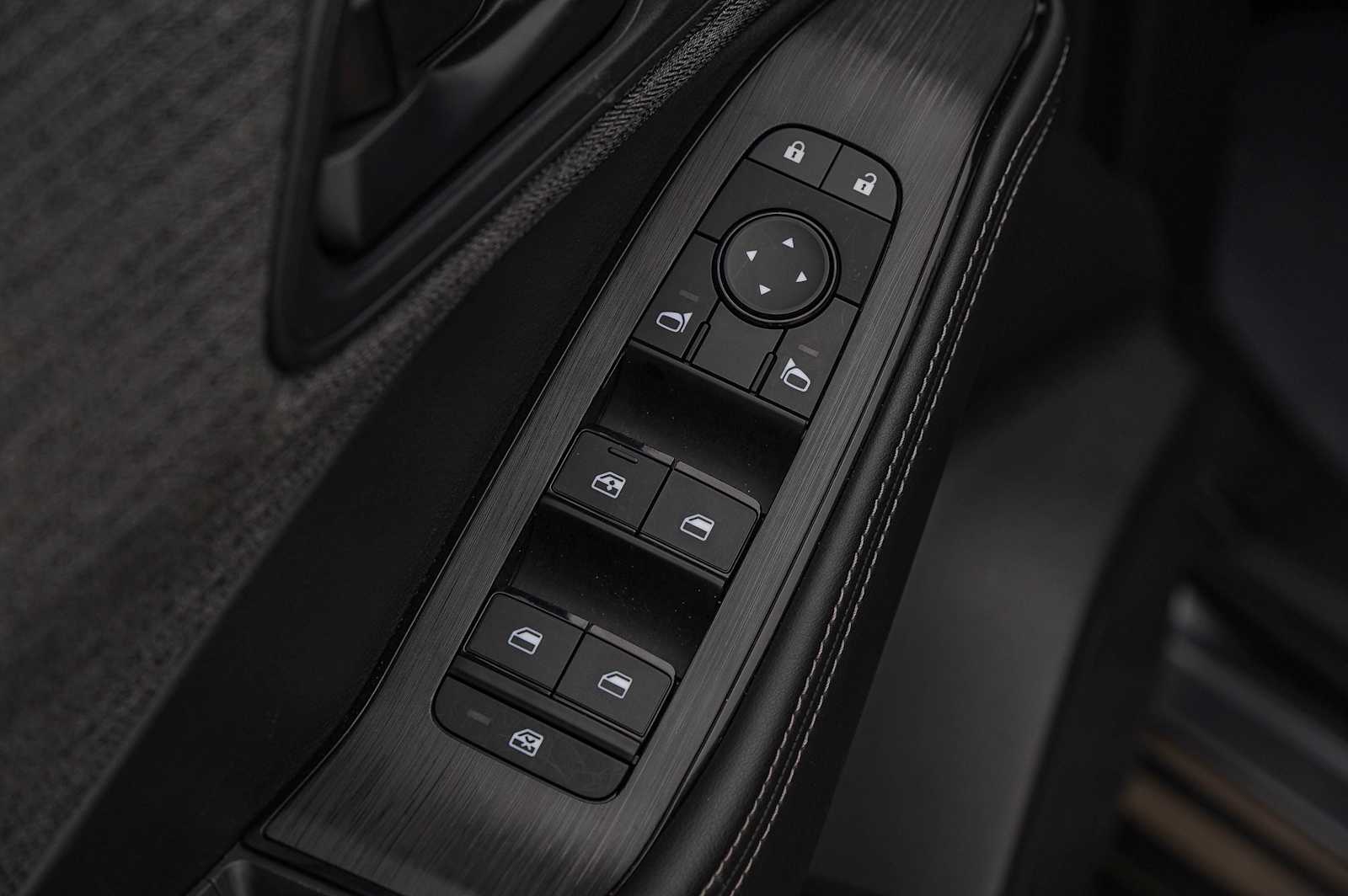 Thumbnail: 2021 Nissan Rogue - 24