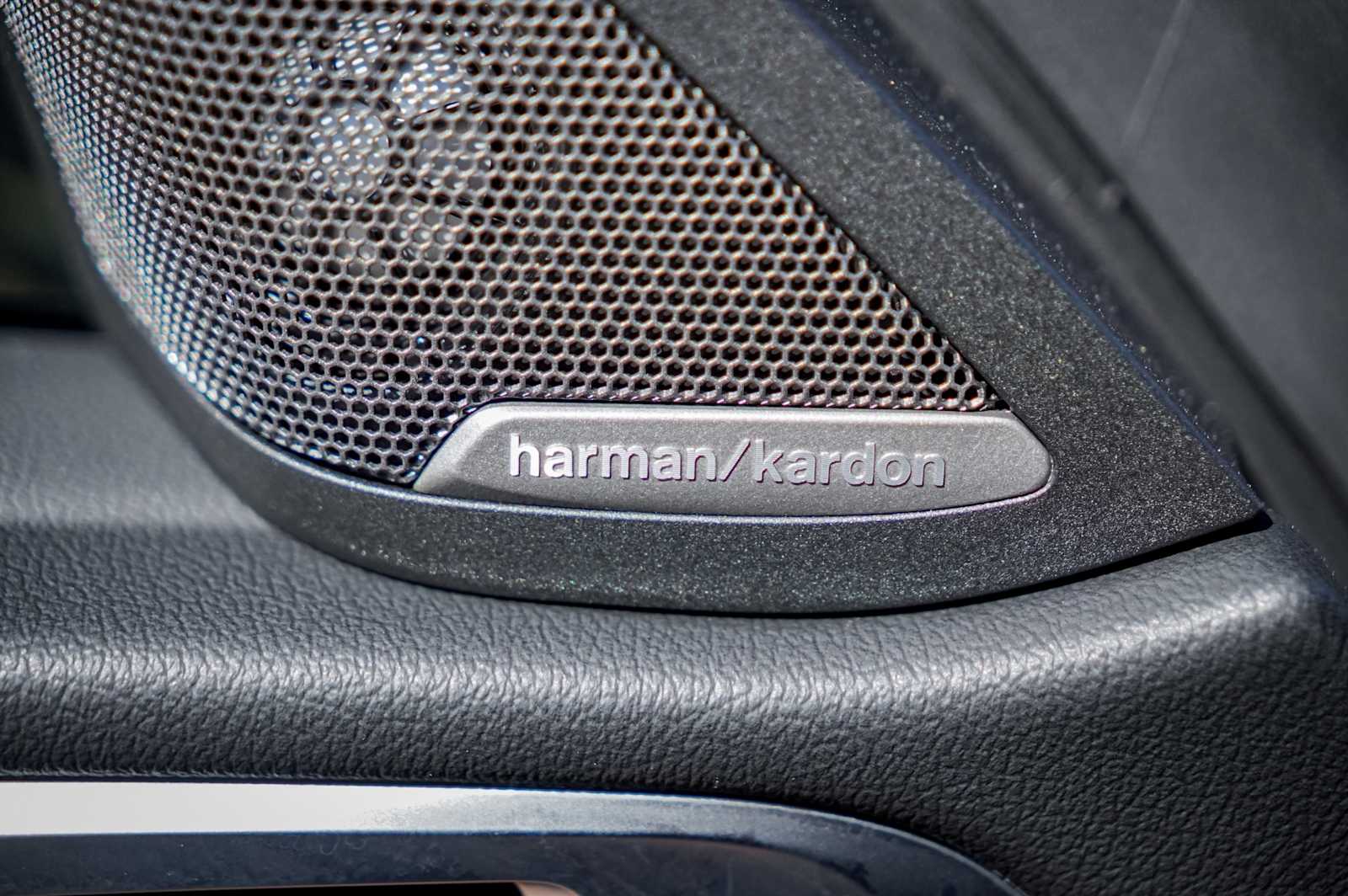 Thumbnail: 2025 BMW i4 - 21