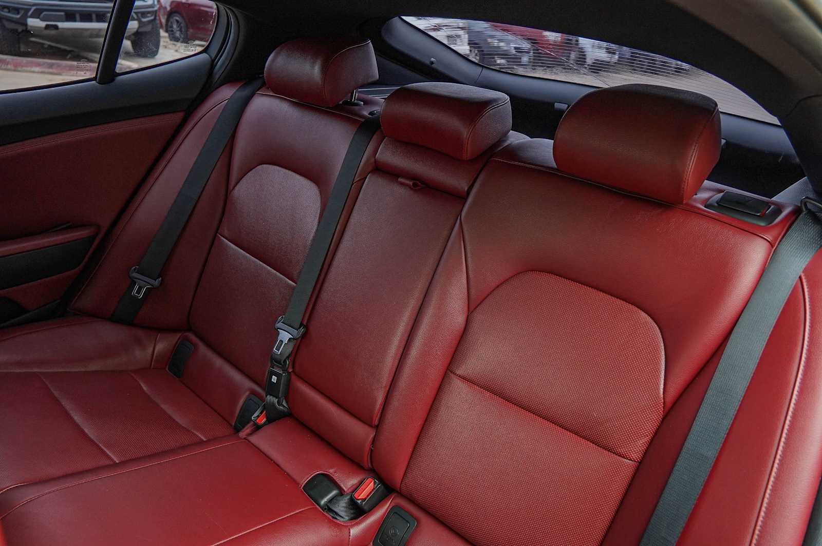 Thumbnail: 2021 Kia Stinger - 32