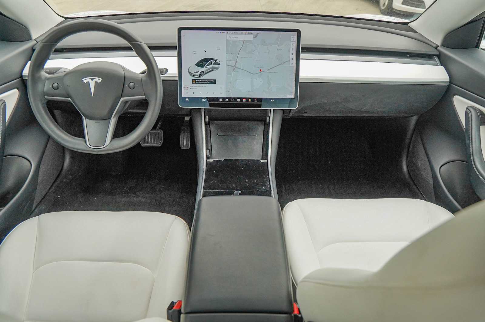 Thumbnail: 2020 Tesla Model 3 - 23