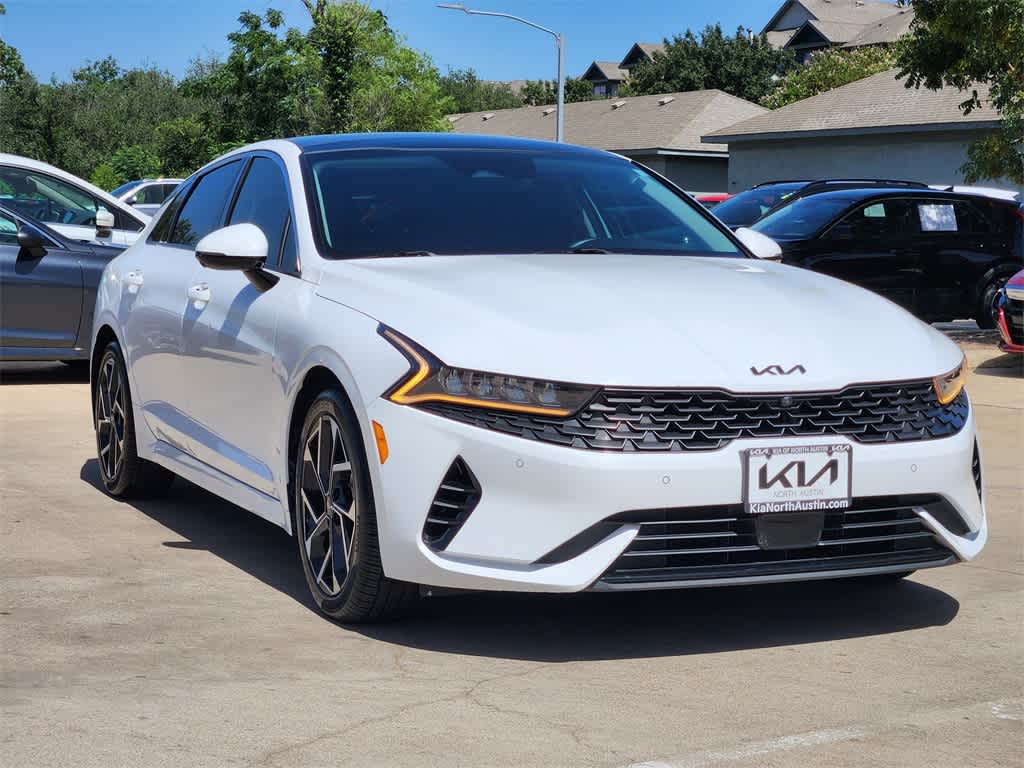 Thumbnail: 2022 Kia K5 - 3