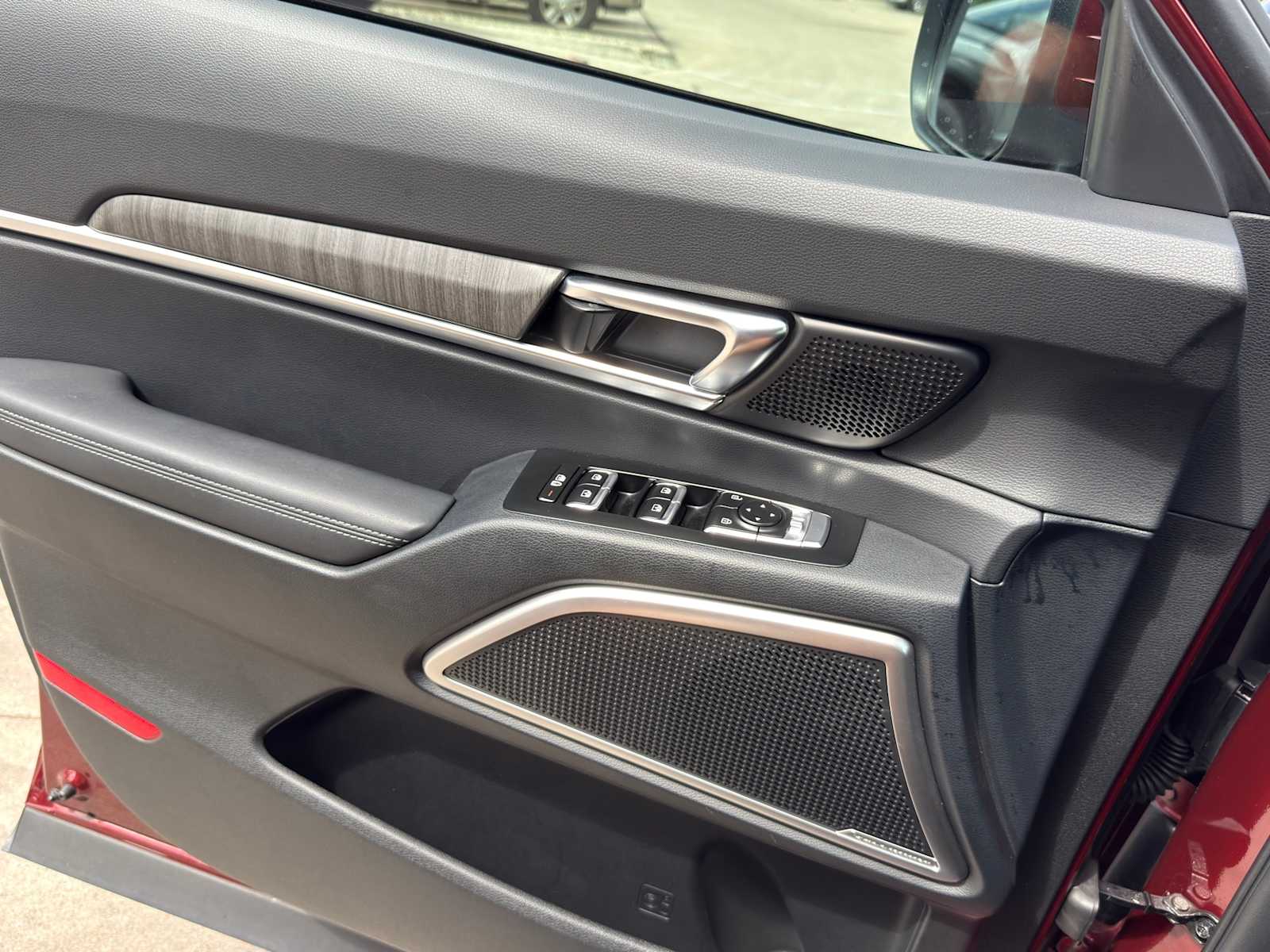 Thumbnail: 2024 Kia Telluride - 19