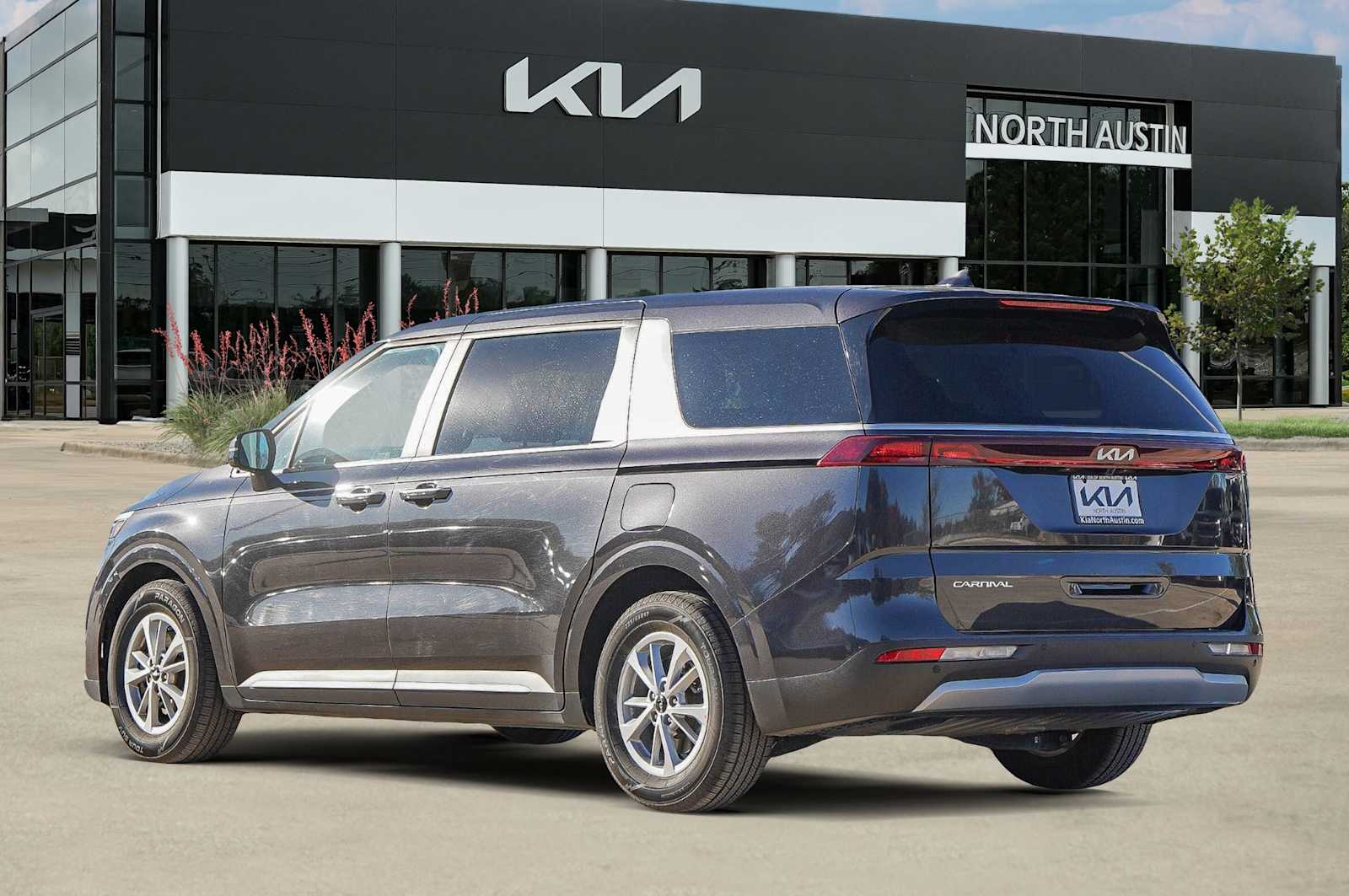 Thumbnail: 2024 Kia Carnival - 5