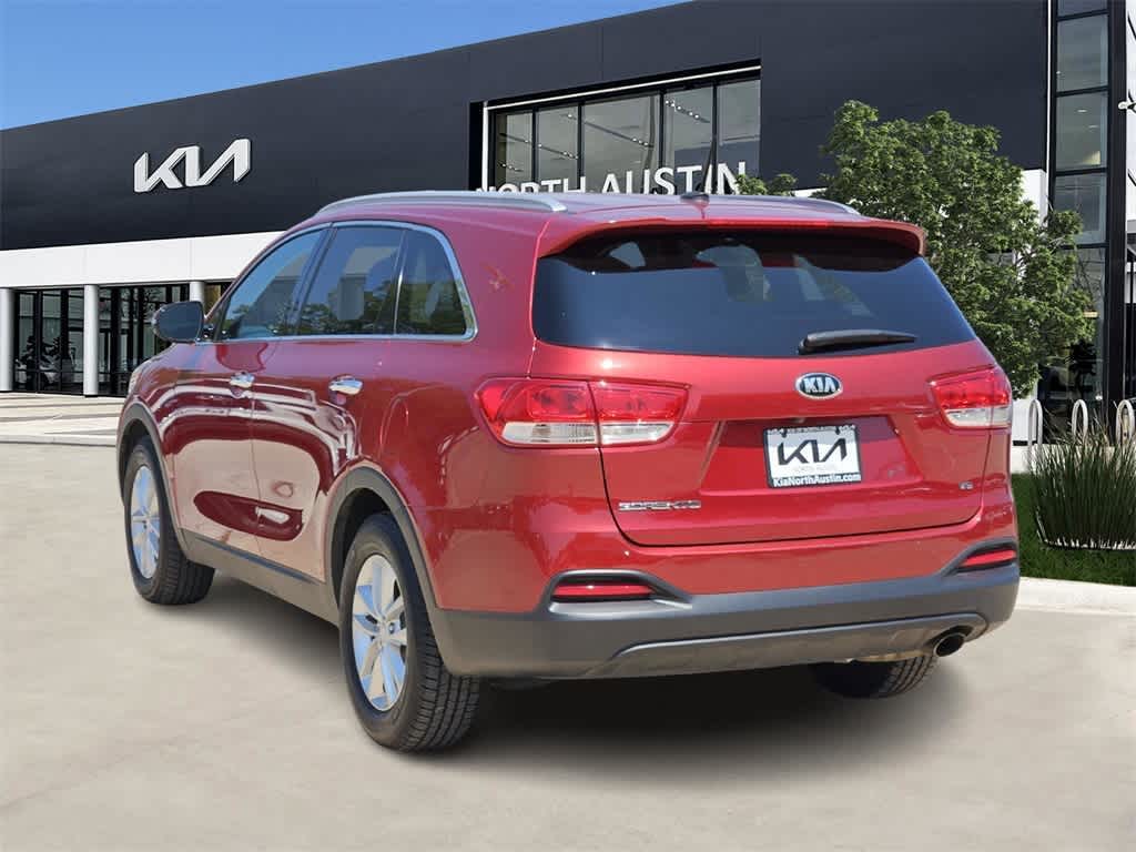 Thumbnail: 2017 Kia Sorento - 6