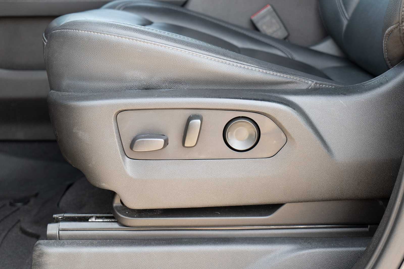 Thumbnail: 2021 Chevrolet Tahoe - 22