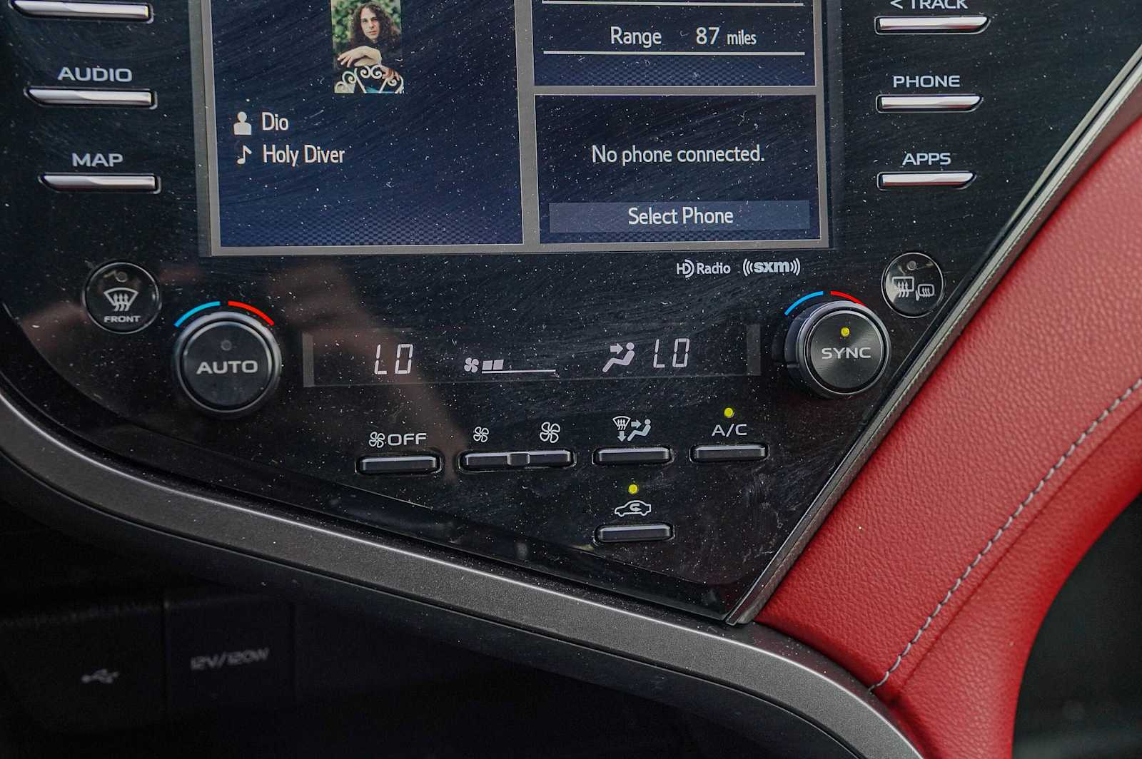 Thumbnail: 2020 Toyota Camry - 19