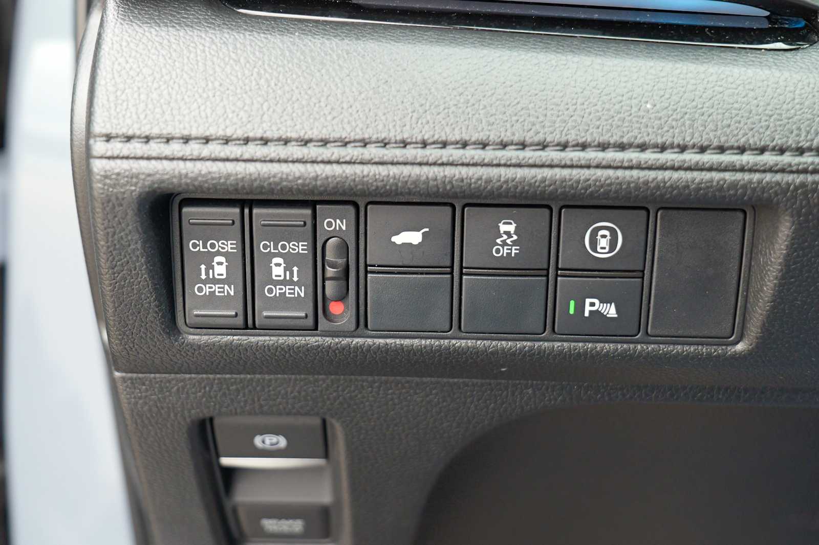 Thumbnail: 2023 Honda Odyssey - 19