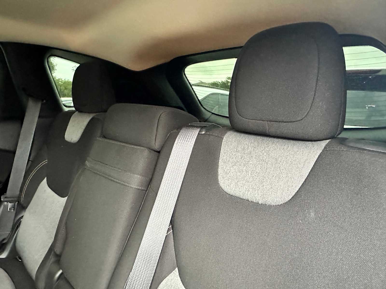 Thumbnail: 2018 Jeep Cherokee - 24