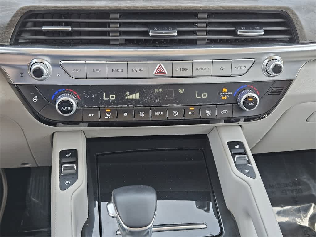 Thumbnail: 2020 Kia Telluride - 18