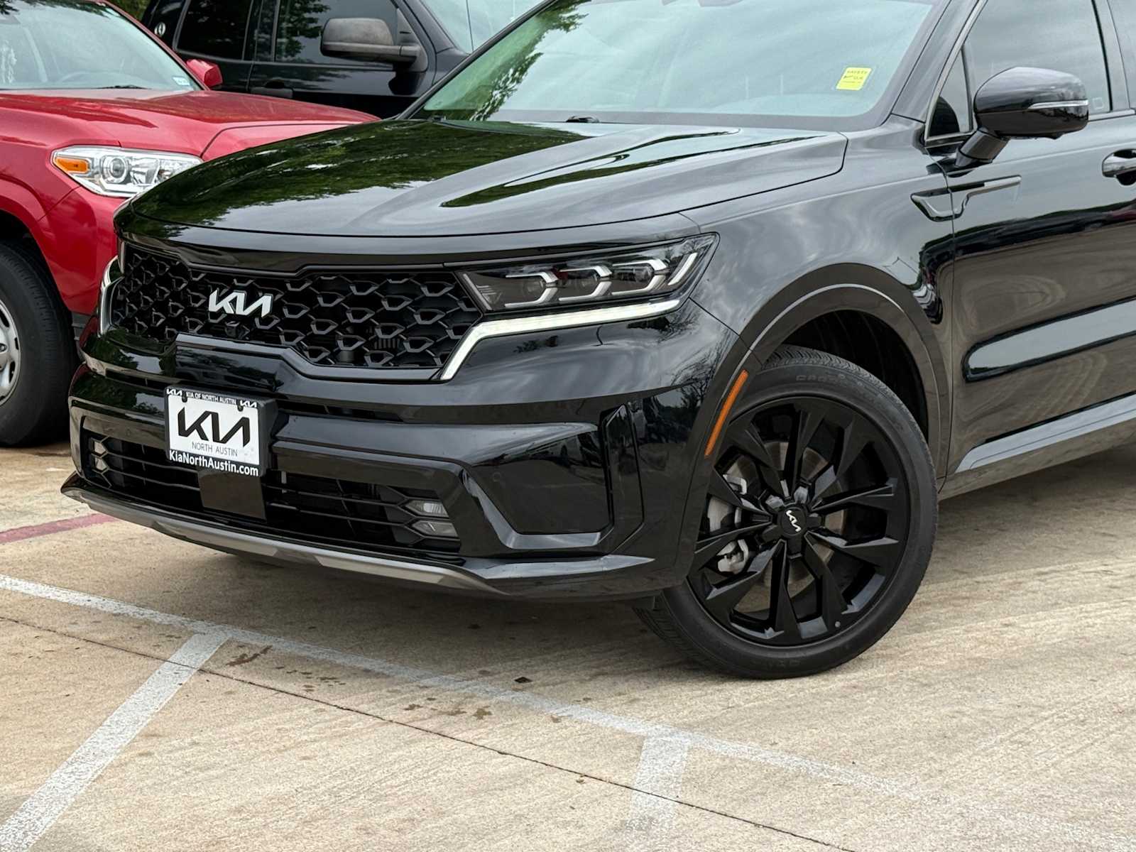 Thumbnail: 2023 Kia Sorento - 2