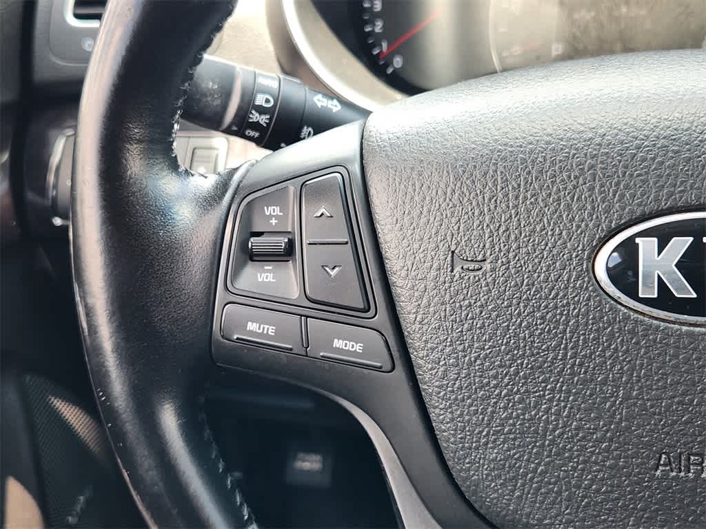 Thumbnail: 2014 Kia Sorento - 28