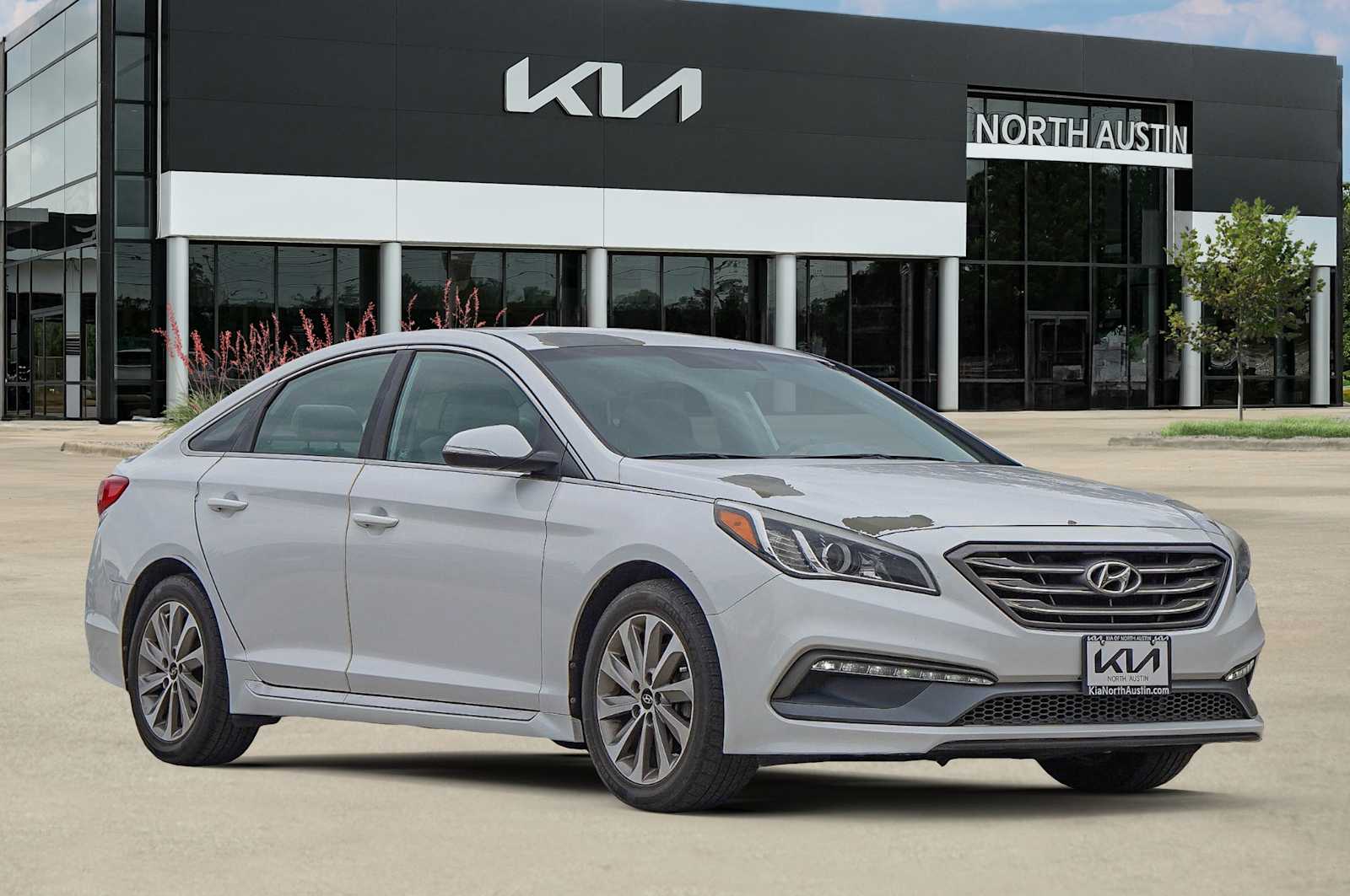 Thumbnail: 2015 Hyundai Sonata - 8