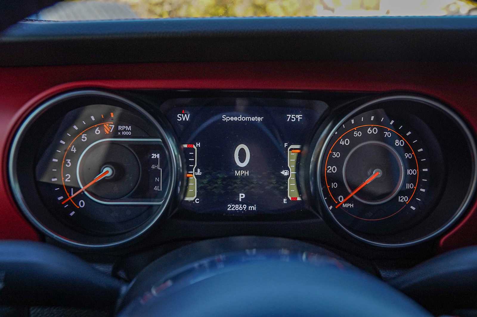 Thumbnail: 2023 Jeep Gladiator - 17