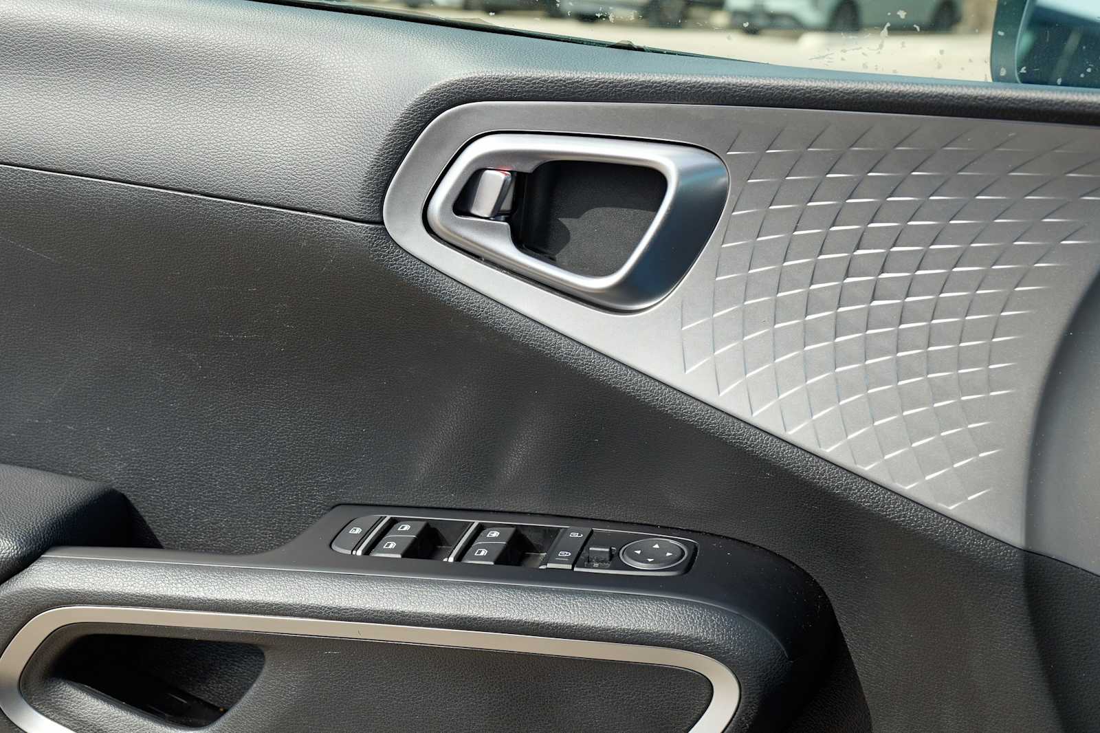 Thumbnail: 2025 Kia Soul - 21