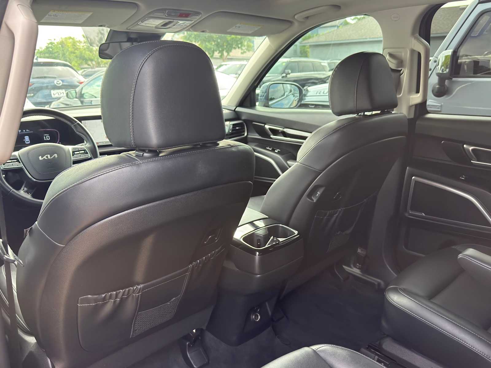 Thumbnail: 2023 Kia Telluride - 24