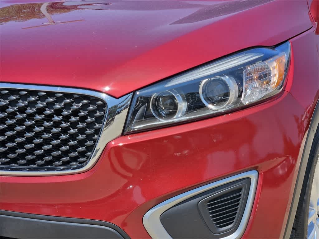 Thumbnail: 2017 Kia Sorento - 7