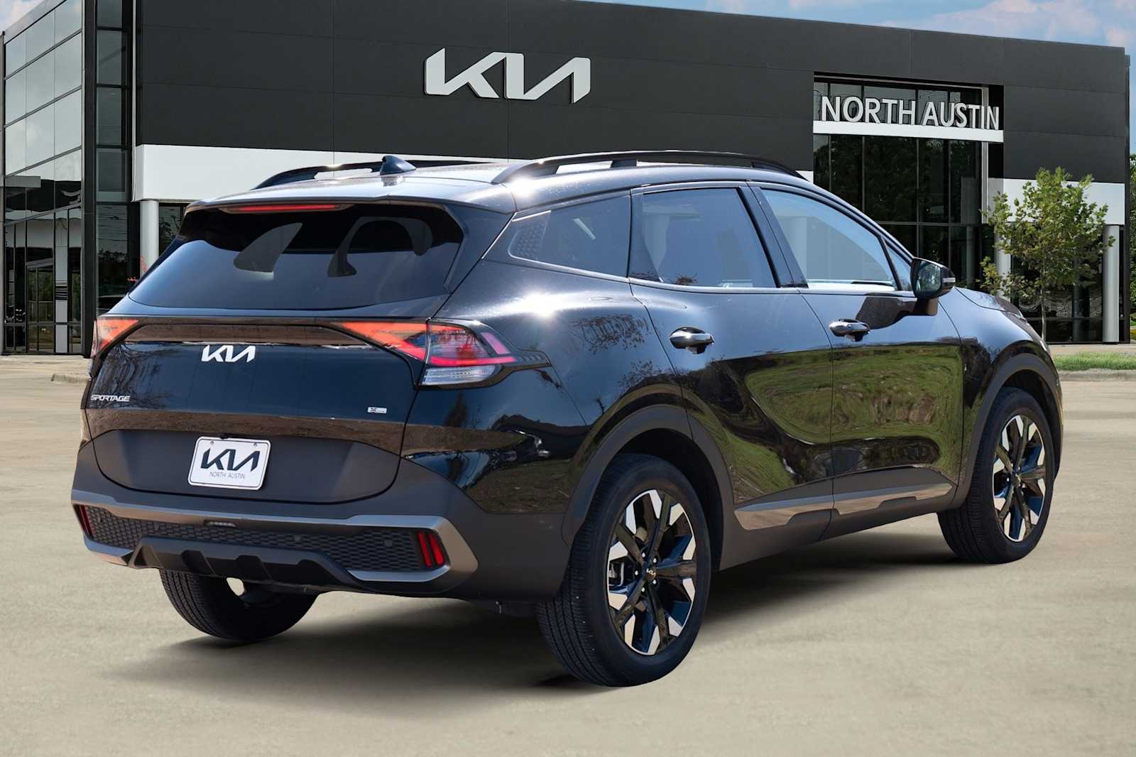 Thumbnail: 2023 Kia Sportage - 6