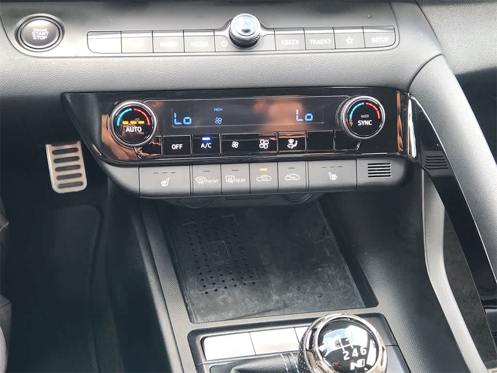 Thumbnail: 2023 Hyundai Elantra - 19