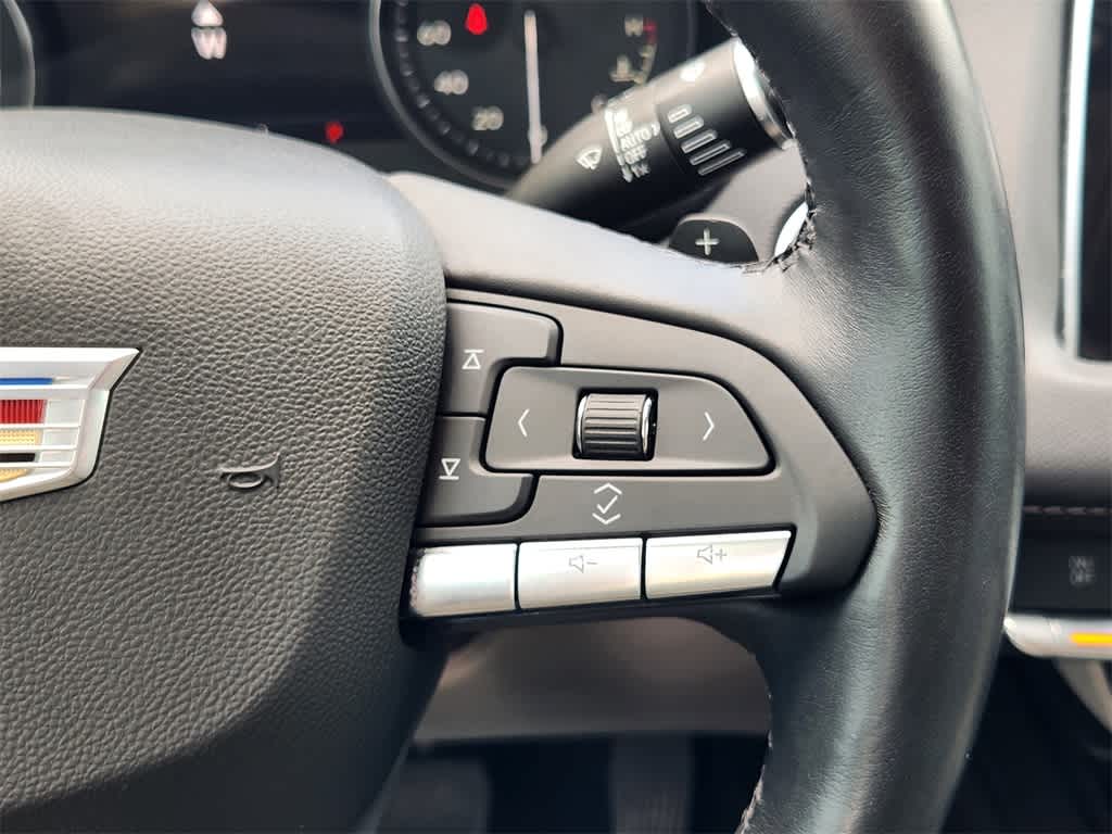 Thumbnail: 2023 Cadillac XT4 - 29