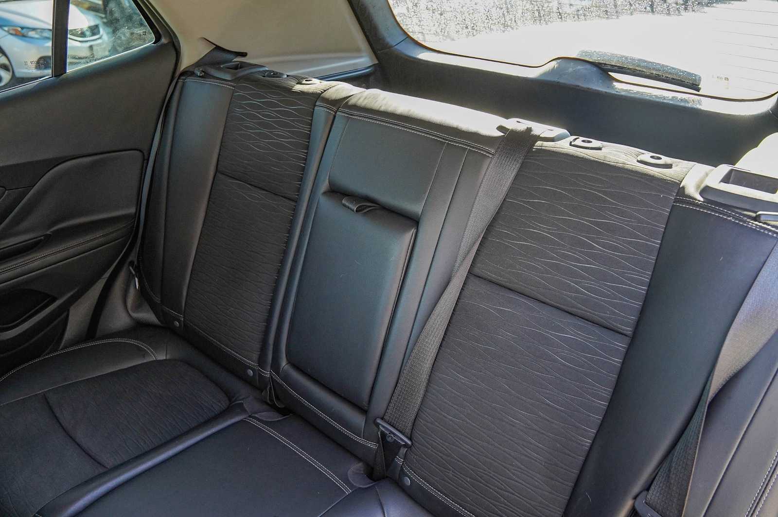 Thumbnail: 2015 Buick Encore - 28