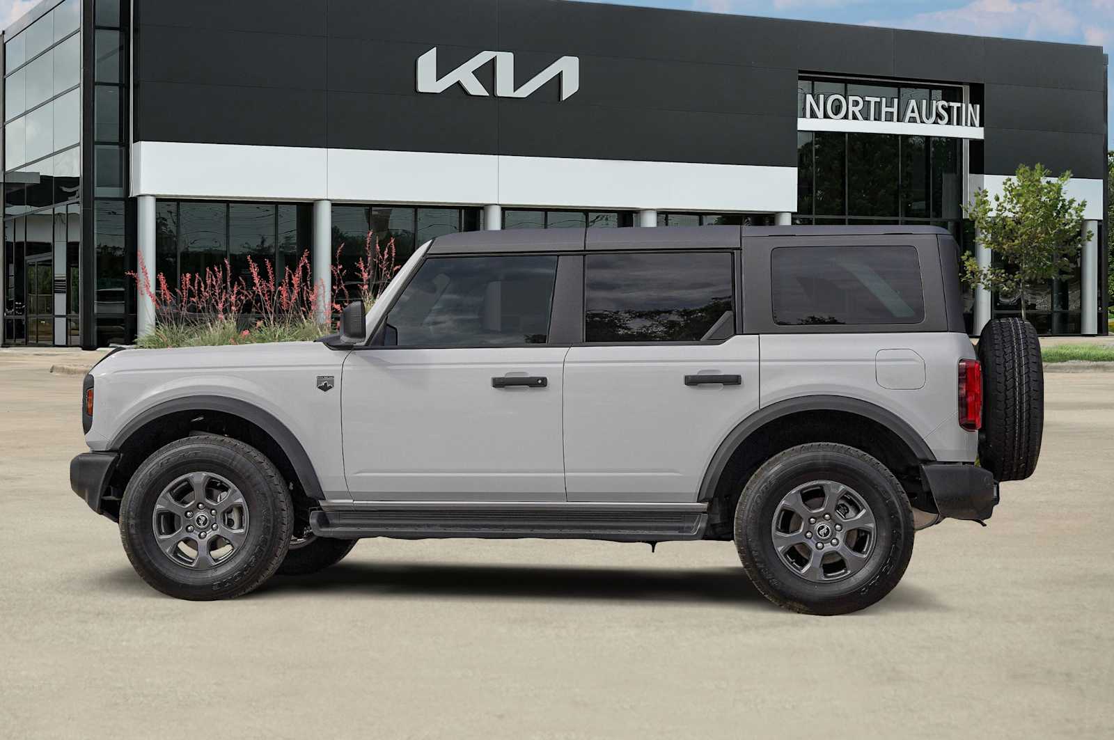 Thumbnail: 2025 Ford Bronco - 4