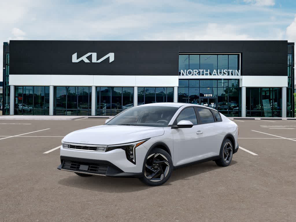 Thumbnail: 2025 Kia K4 - 1
