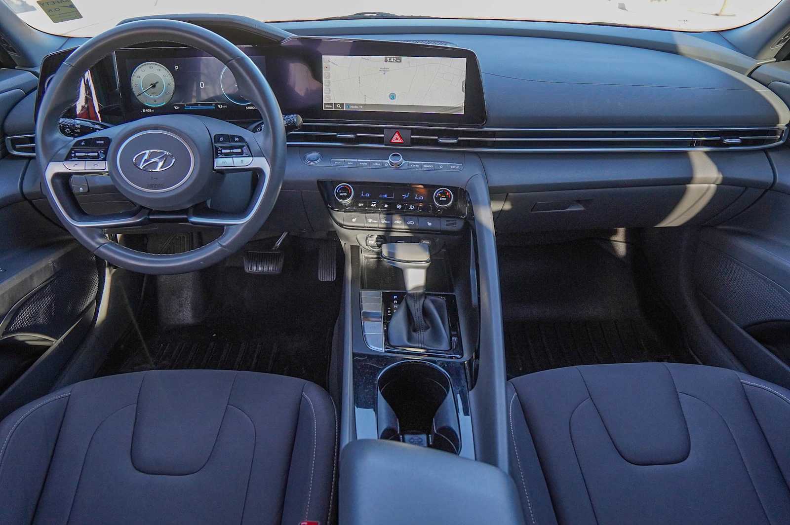 Thumbnail: 2023 Hyundai Elantra - 26