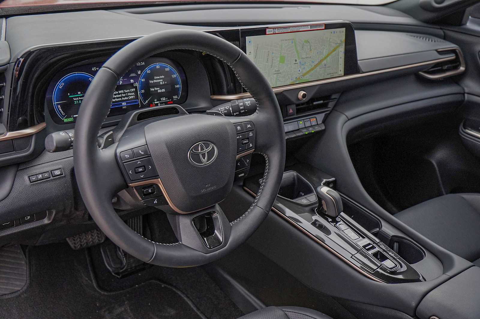 Thumbnail: 2025 Toyota Crown Signia - 9