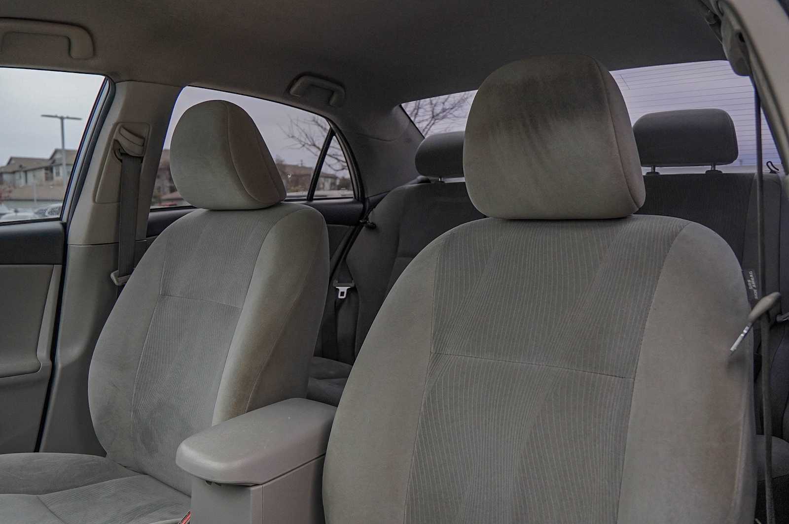 Thumbnail: 2013 Toyota Corolla - 11