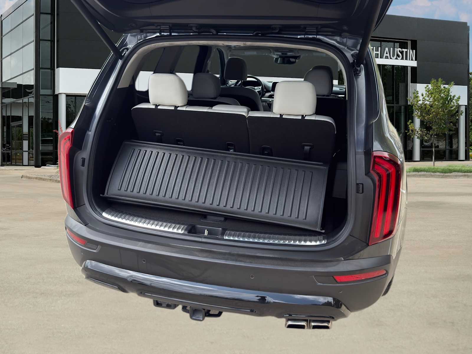 Thumbnail: 2022 Kia Telluride - 11