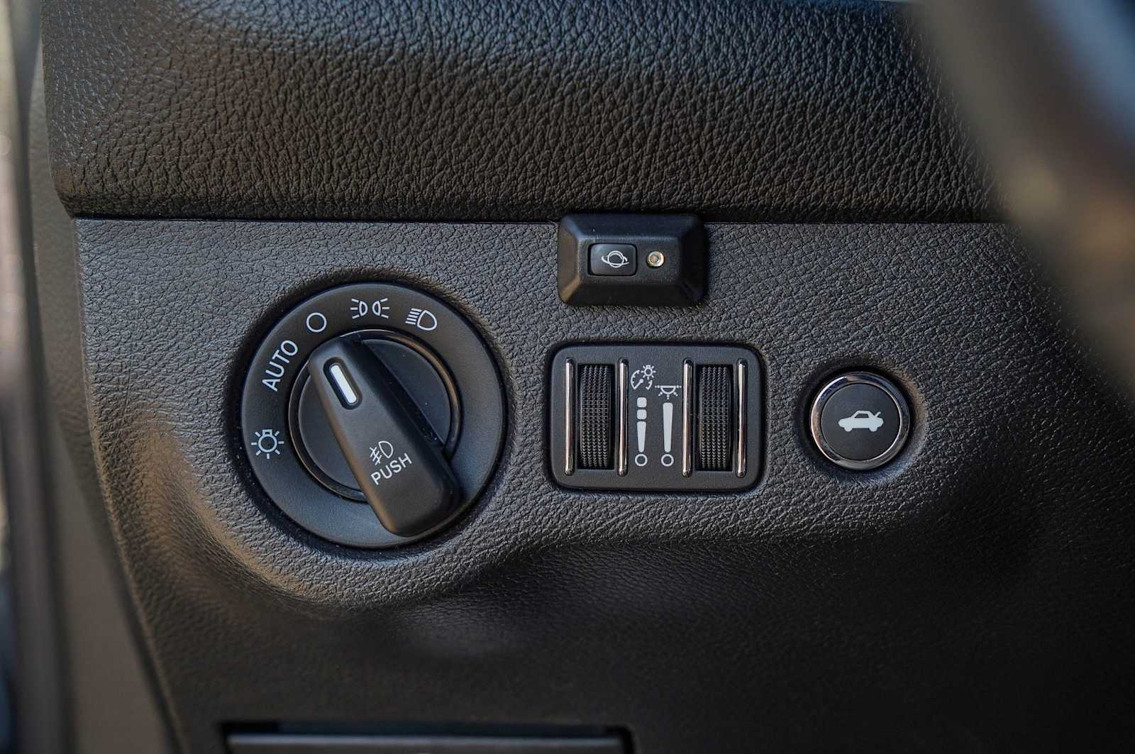 Thumbnail: 2019 Dodge Challenger - 22