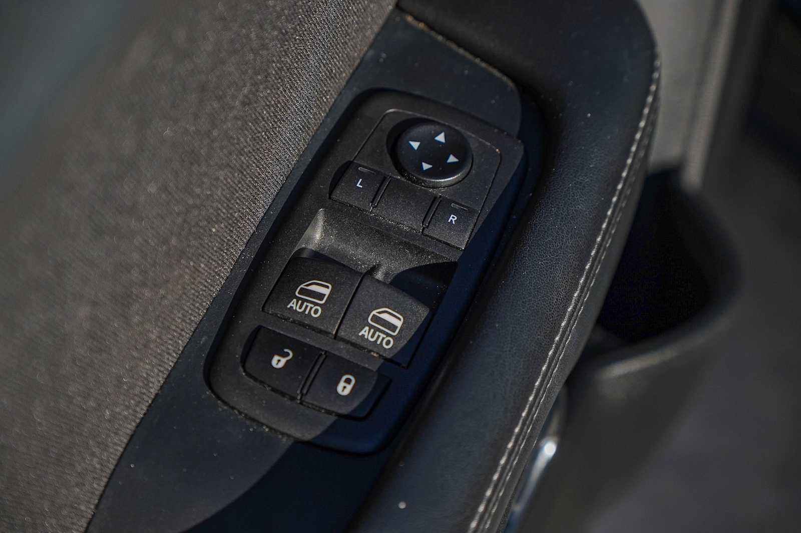 Thumbnail: 2019 Dodge Challenger - 24