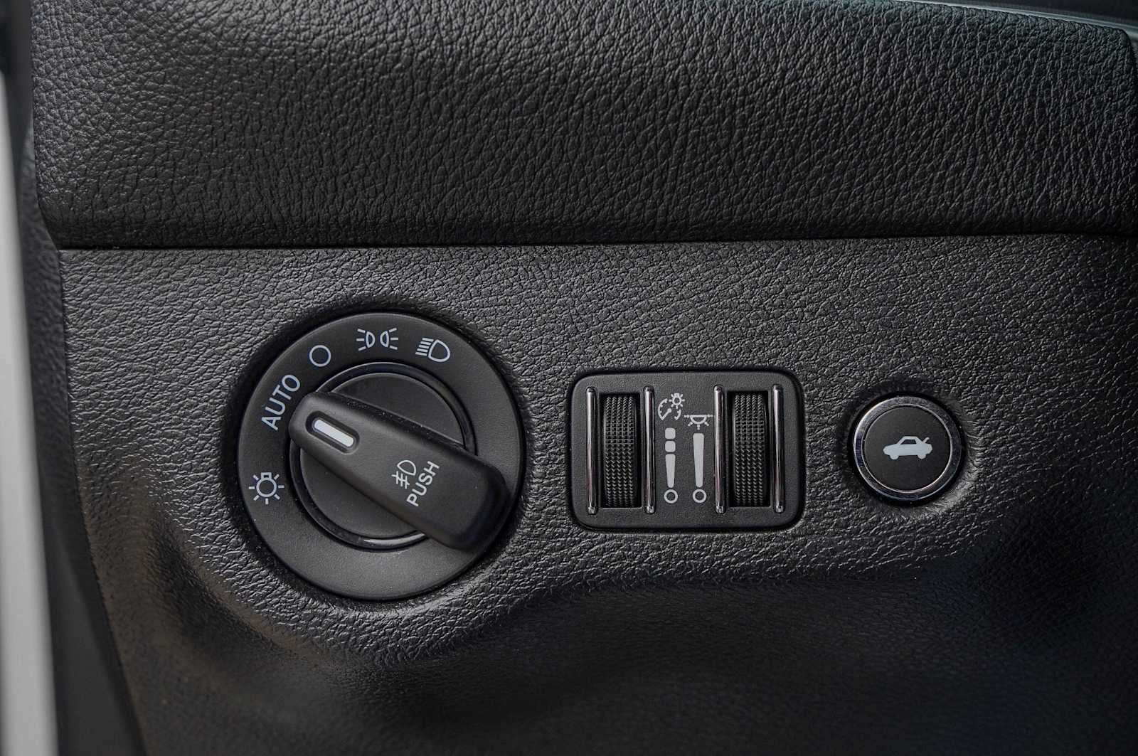 Thumbnail: 2020 Dodge Challenger - 20