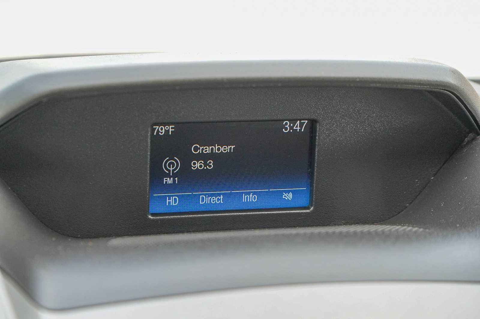 Thumbnail: 2016 Ford Transit Series - 17
