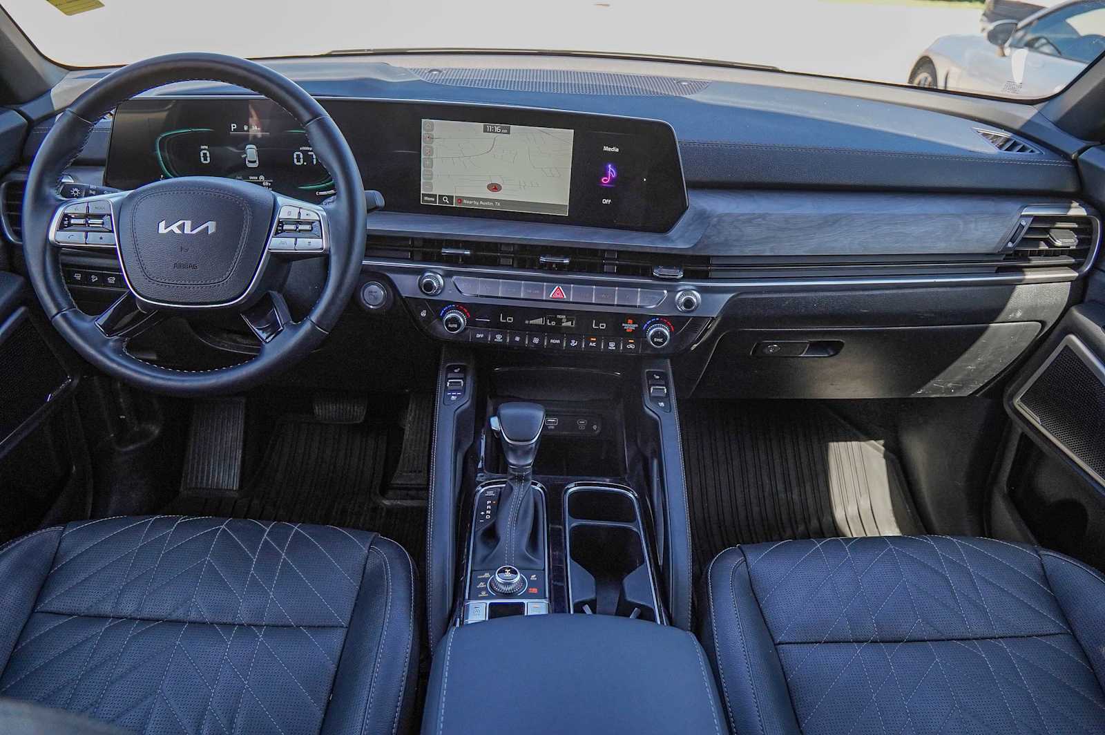 Thumbnail: 2024 Kia Telluride - 27