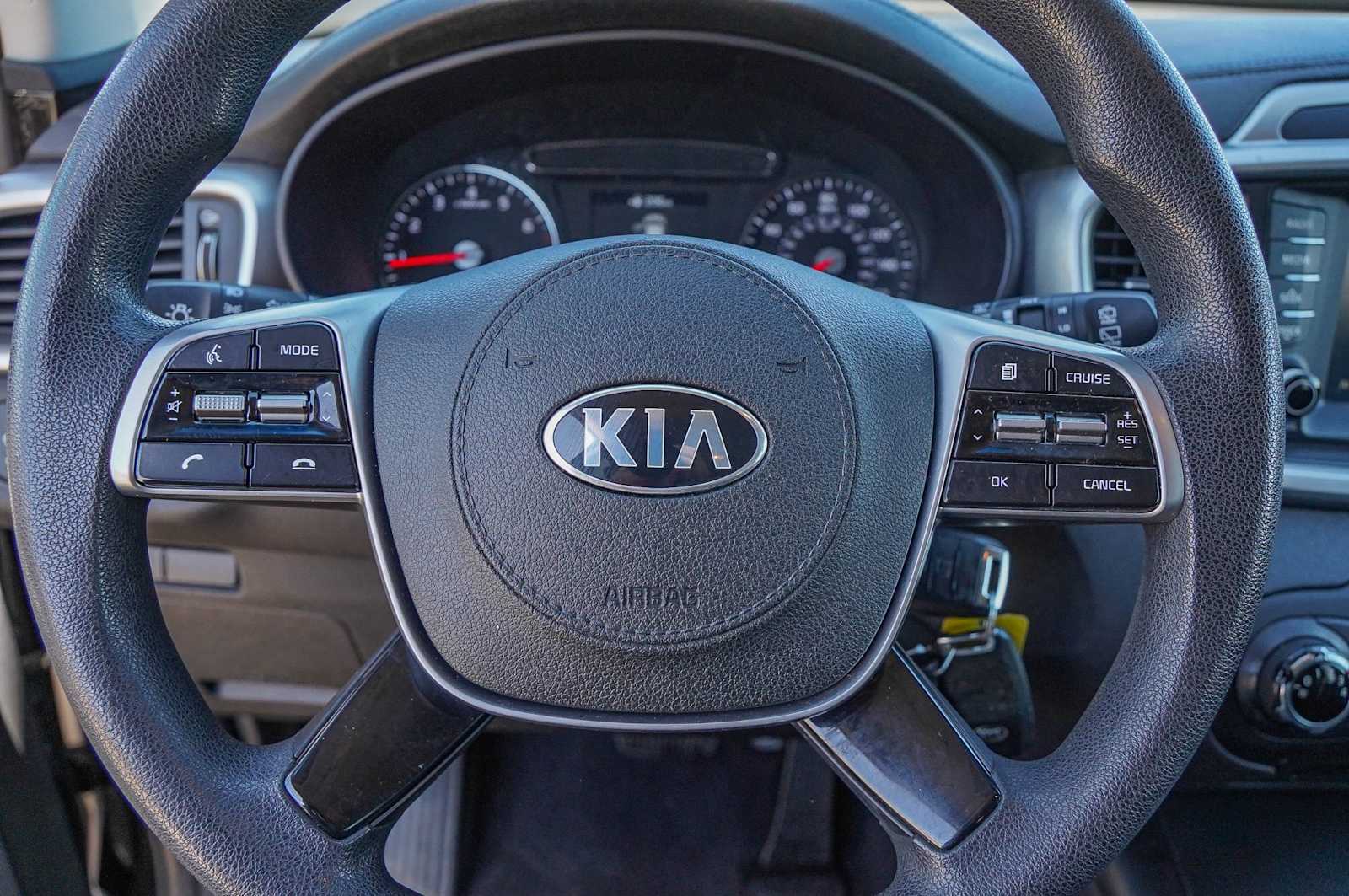 Thumbnail: 2019 Kia Sorento - 12